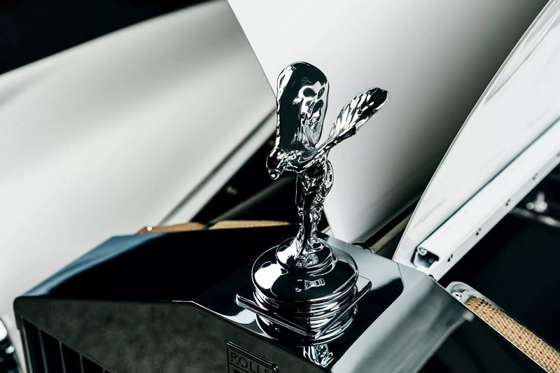 A Ringbrothers Rolls-Royce Silver Cloud II egy 640 LE LT4 V8-assal (180)