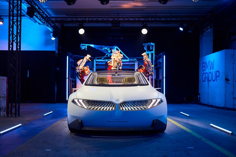 A BMW Group müncheni gyárában 2027 végétől kizárólag tisztán elektromos meghajtású modellek készülnek (10)