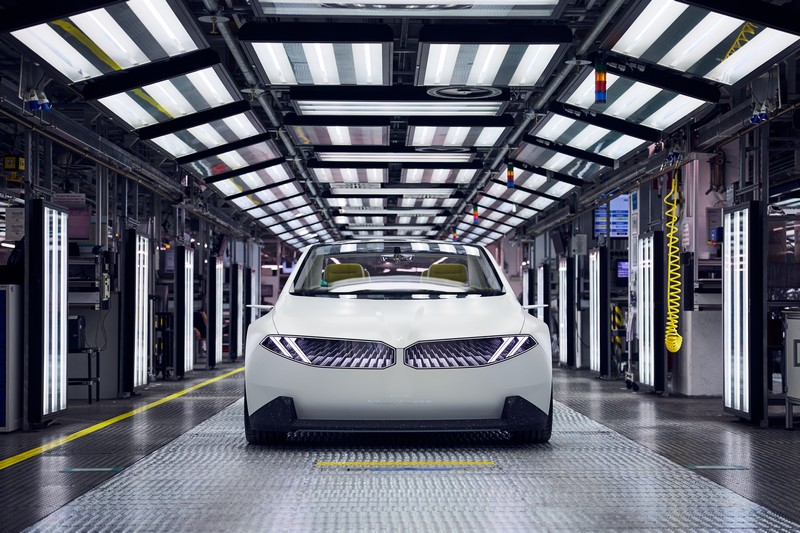 A BMW Group müncheni gyárában 2027 végétől kizárólag tisztán elektromos meghajtású modellek készülnek (2)