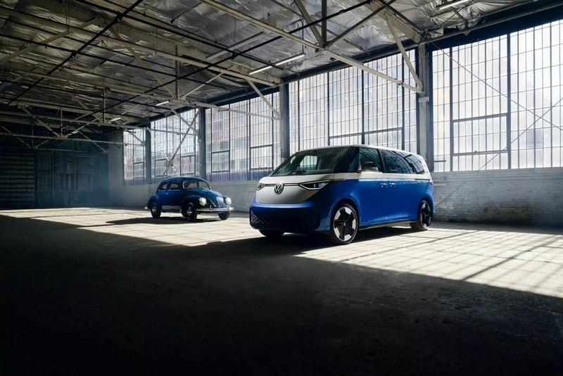 A VW fényképes utazással ünnepli, hogy 75 éve van jelen Amerikában VW-Beetle-and-ID.-Buzz-6-2048x1366