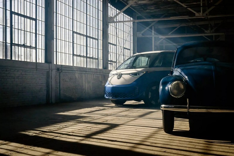 A VW fényképes utazással ünnepli, hogy 75 éve van jelen Amerikában VW-Beetle-and-ID.-Buzz-9-2048x1366