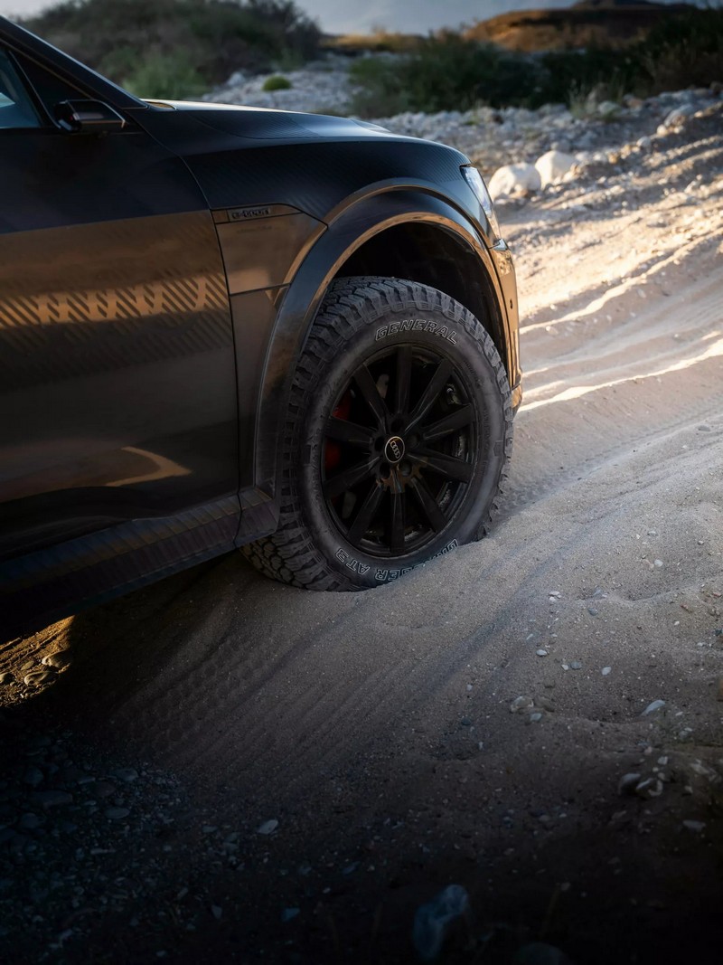 Az Audi Q8 E-Tron Edition Dakar ízelítő az elkövetkező terepjárókból (42)