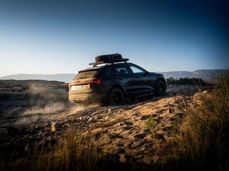 Az Audi Q8 E-Tron Edition Dakar ízelítő az elkövetkező terepjárókból (7)