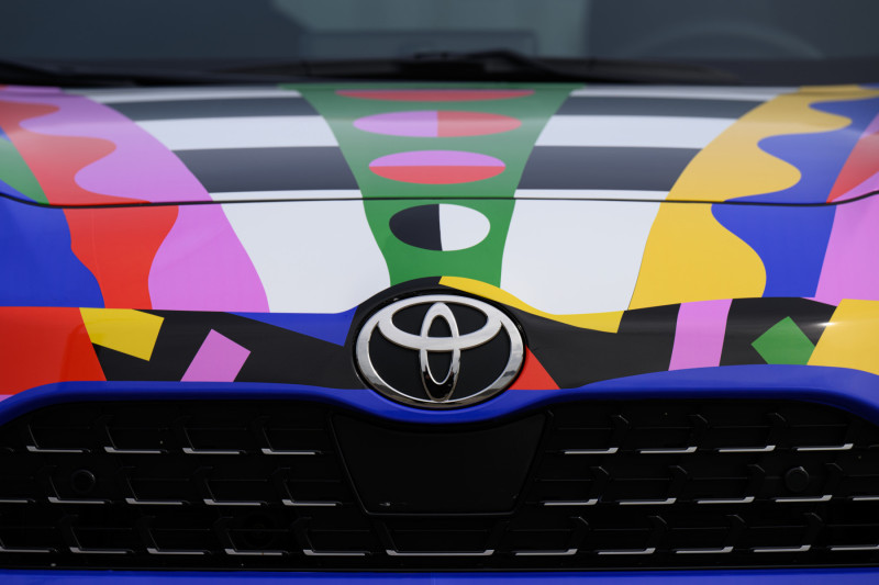 Neked így vagy a gyári színekben tetszik jobban az új Toyota Yaris Cross (1)