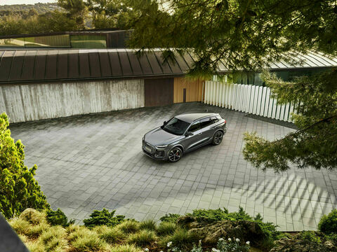 Audi Q6 e-tron (52)