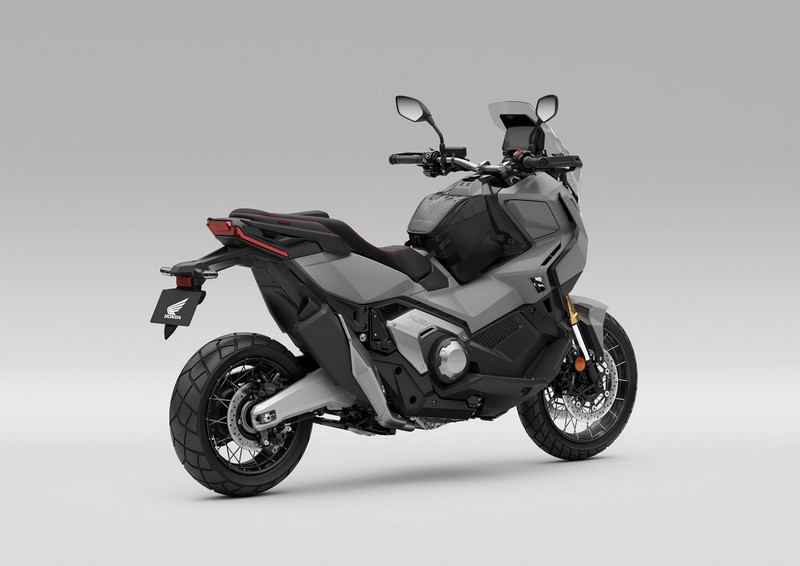 25YM Honda X-ADV